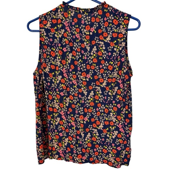 🌹Loft Navy Floral Sleeveless Blouse - Picture 3 of 6